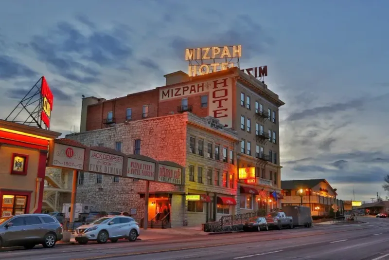 Mizpah Hotel 