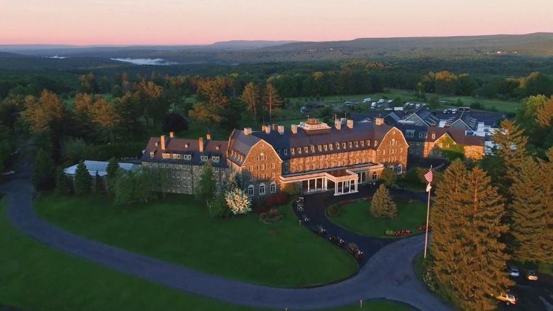 Skytop Lodge: Historic Elegance Amid Mountain Splendor