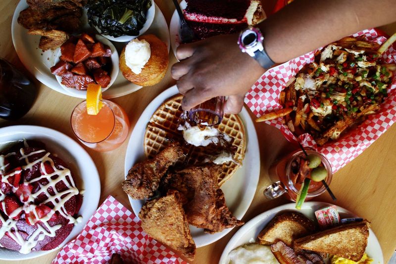 Lo-Lo’s Chicken & Waffles