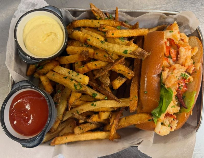Public Fish & Oyster (Charlottesville)