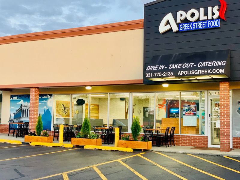 Apolis Greek Street Food: Authentic Mediterranean Fast-Casual in Lisle