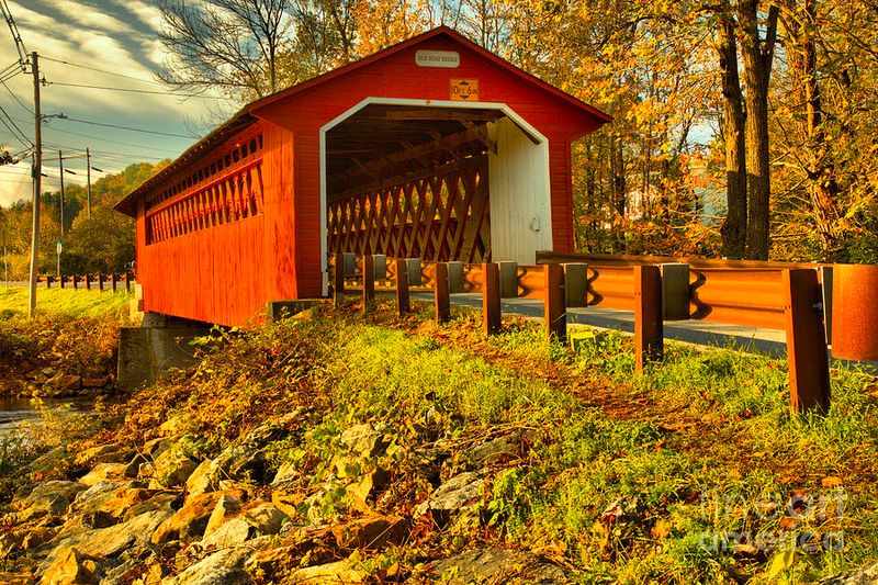 Silk Road Covered Bridge in Bennington: A Quiet Gem from 1840