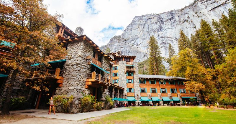 Ahwahnee Hotel's Yosemite Apparitions