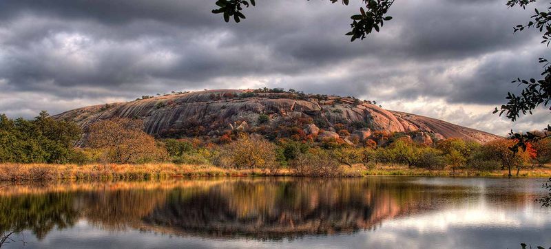 Enchanted Rock State Natural Area: Granite Views with Fall Surroundings
