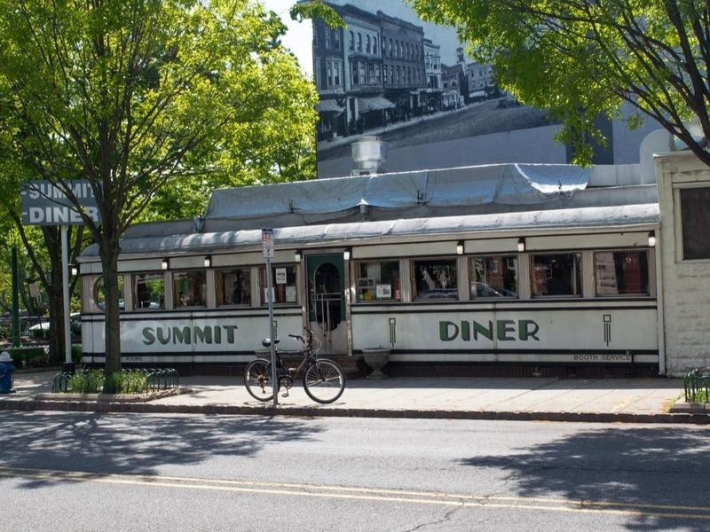 Summit Diner