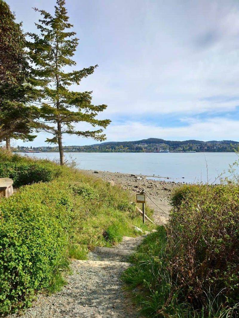 Anacortes to Guemes Island: A Quick Escape to Tranquility