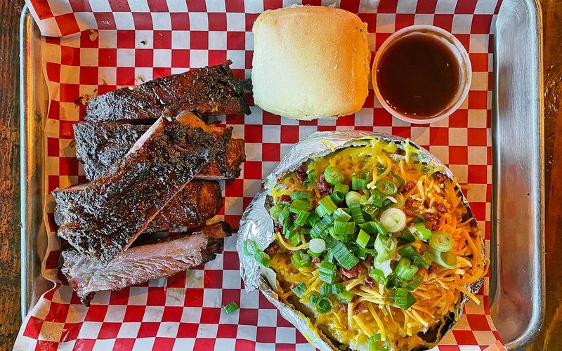 BBQ Platters That Challenge Physics