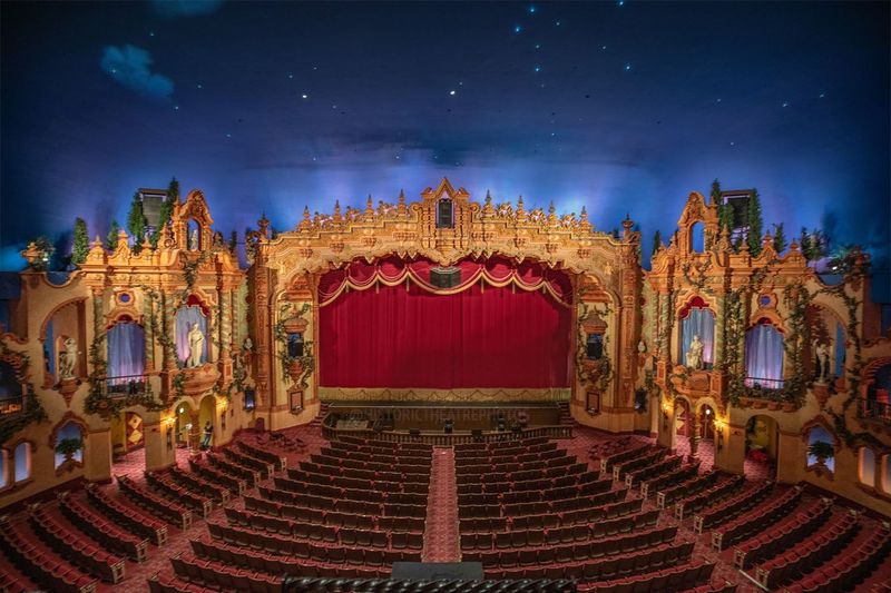 Akron Civic Theatre: Eberson's Moorish Castle
