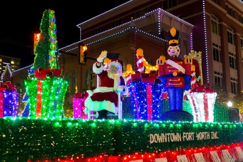 Fort Worth Parade of Lights – Cowtown Christmas Classic