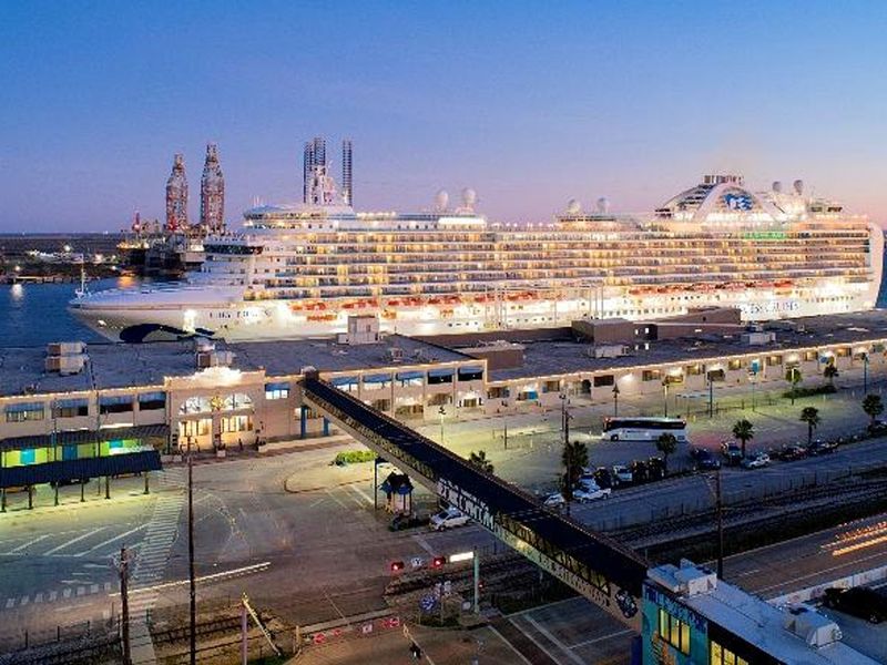 Galveston's Historic Charm Fades Behind Cruise Ships