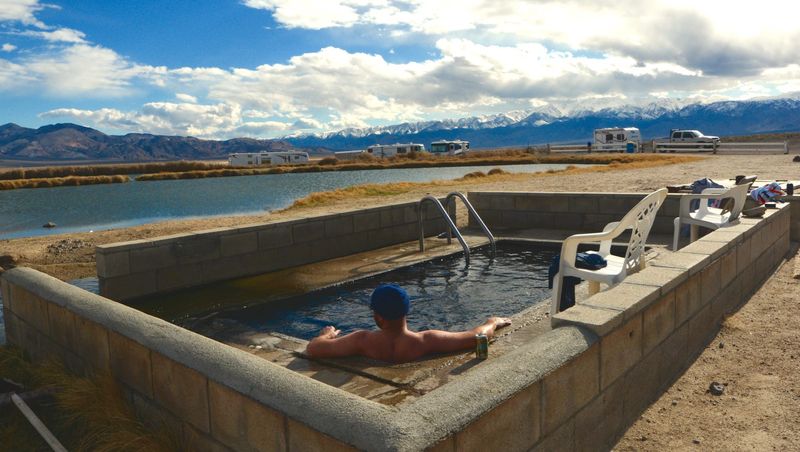 Fish Lake Valley Hot Springs: Mountain-View Soaking