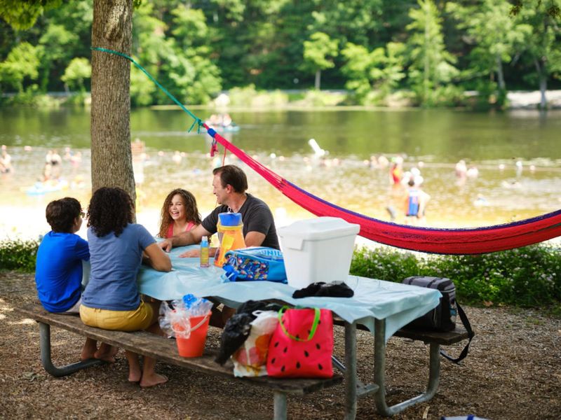 Amenities That Make the Day Easy