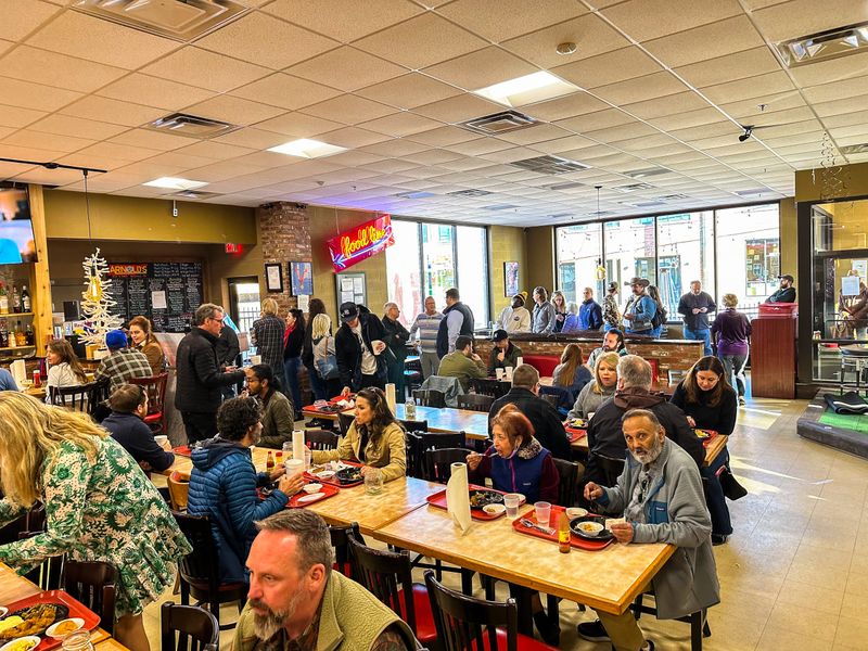 Arnold’s Country Kitchen (Nashville)