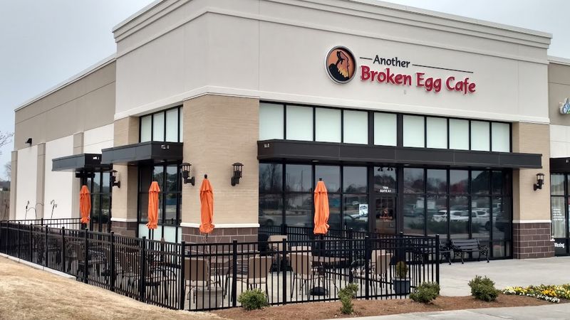 Another Broken Egg Cafe Huntsville: Rocket City's Family-Friendly Brunch Destination