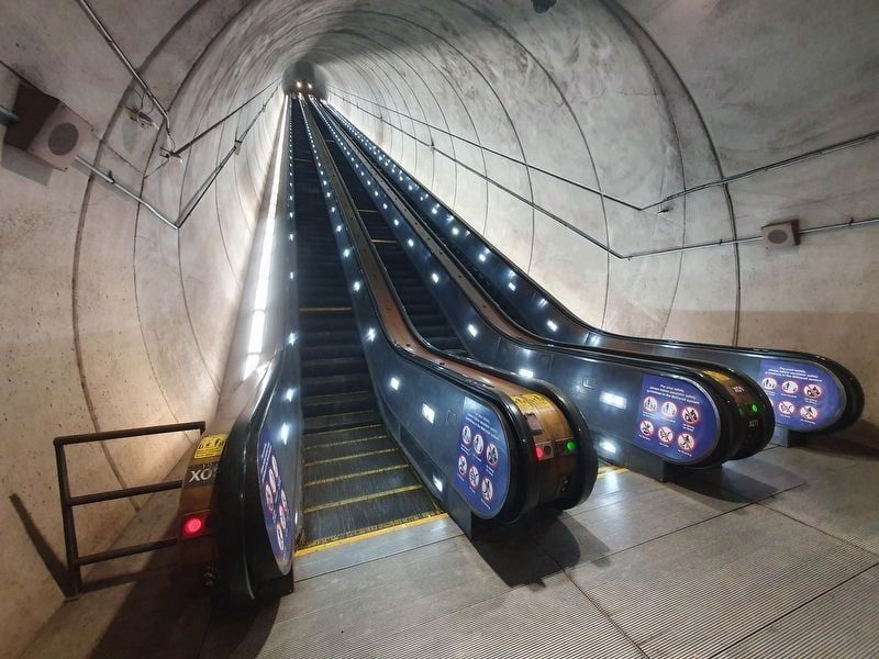 Time-Bending Ride Experience