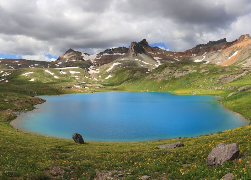 Hiking in the San Juan Mountains: Exercise Meets Scenic Therapy