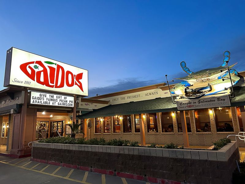 Galveston's Seafood Institution