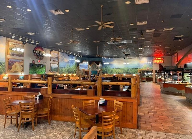 Wood Grill Buffet (Pigeon Forge)