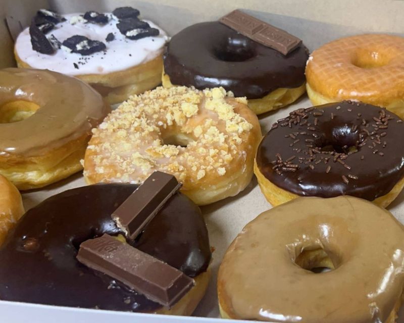 Donut Time: Kiefer Boulevard's Friendly Haven