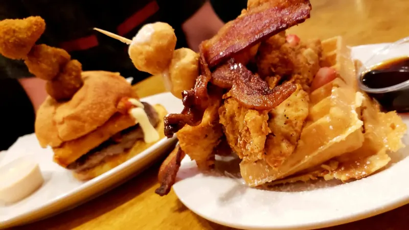 Maple Leaf Diner (Dallas)
