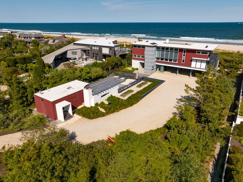 Loveladies: Artistic Haven on a Narrow Isle