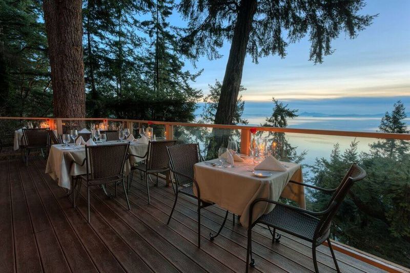 Coastal Delights On Chuckanut Drive