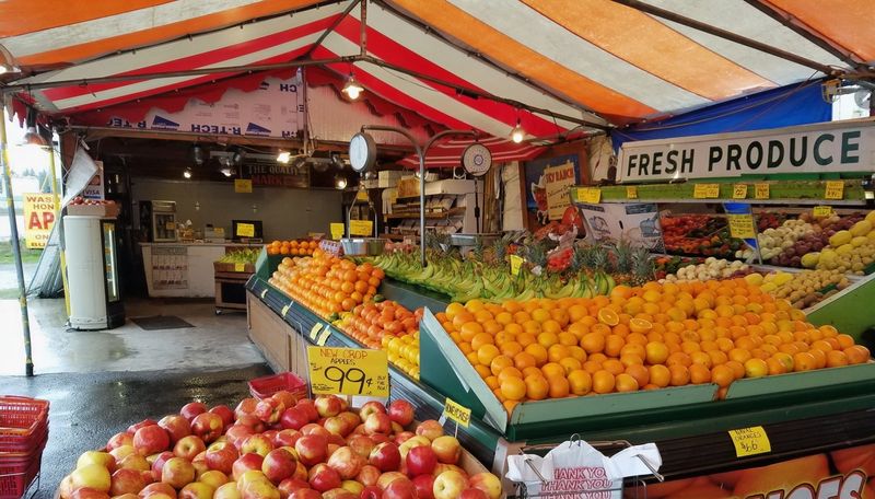 Spokane Farmers Market: Eastern Washington Bounty