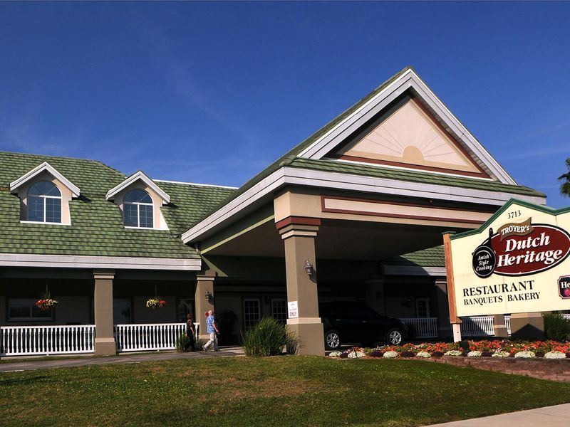 Troyer's Dutch Heritage – Millersburg