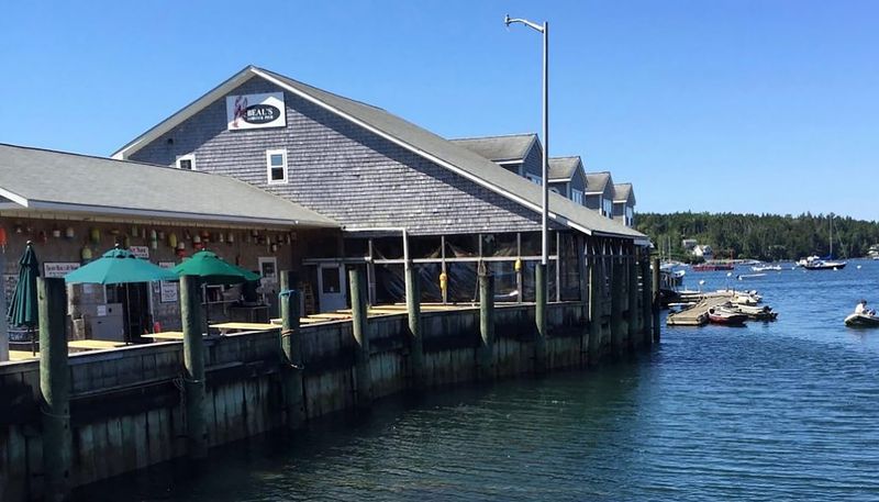 Beal's Lobster Pier 