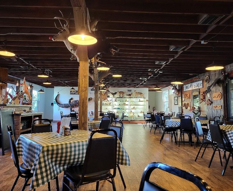 Linger Lodge, Bradenton