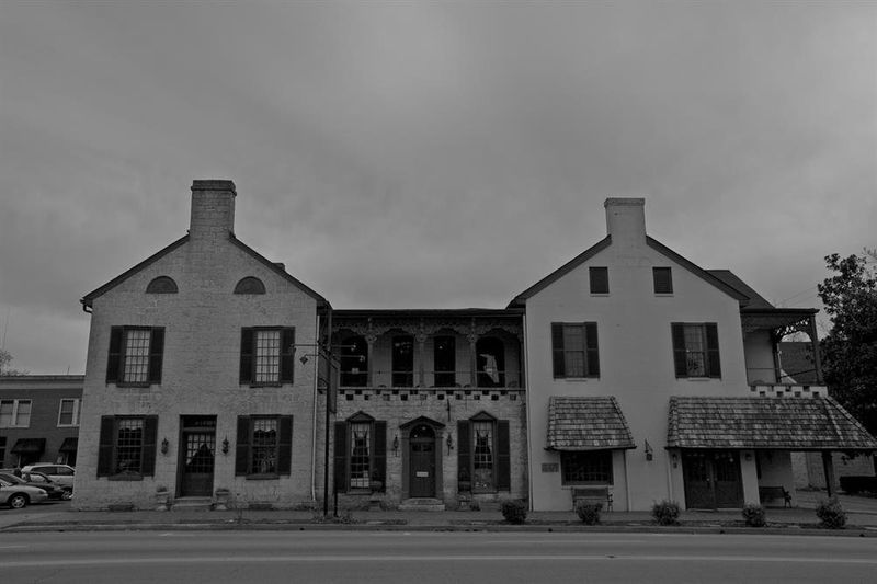 Old Talbott Tavern in Bardstown
