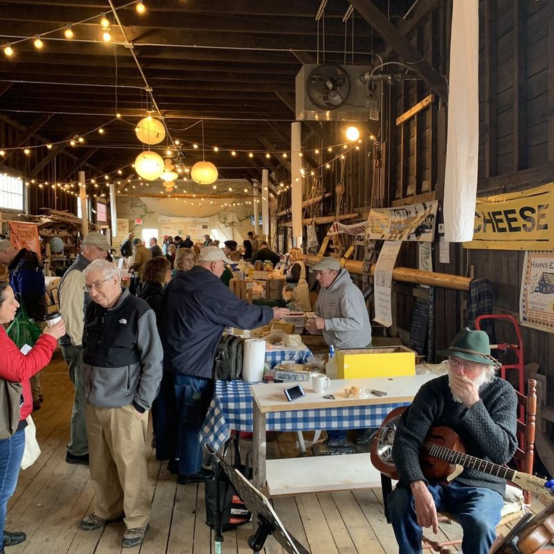 Bath Farmers' Market: Historic Waterfront Gem
