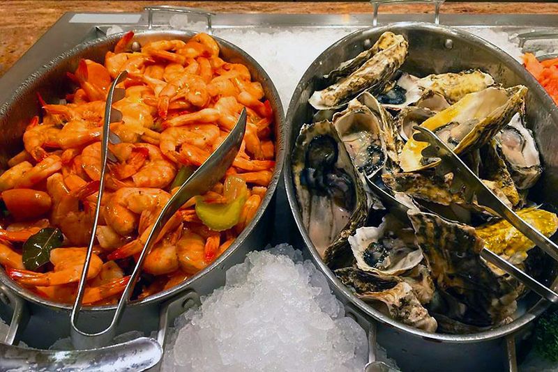 Serrano Buffet: Gaming and Gourmet Delights