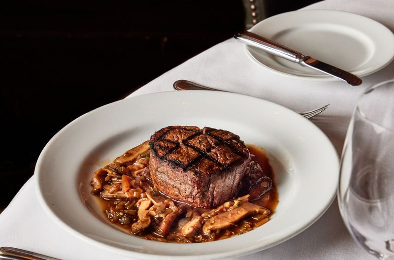 Harris' Restaurant: San Francisco's Temple of Beef