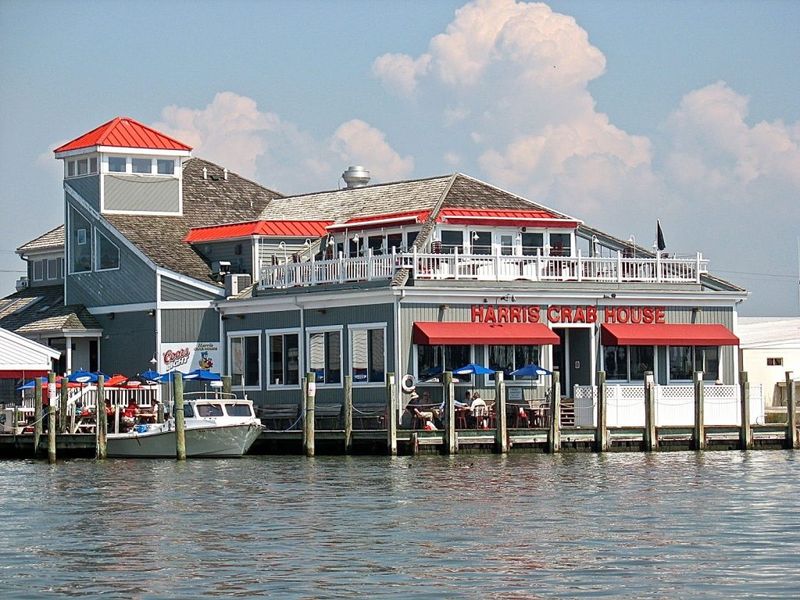Harris Crab House – Kent Narrows' Seafood Landmark