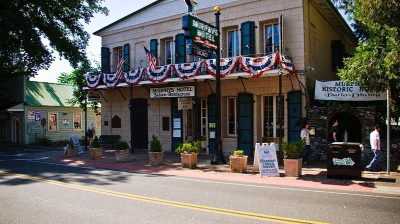 Murphys: Gold Rush Elegance in Calaveras County