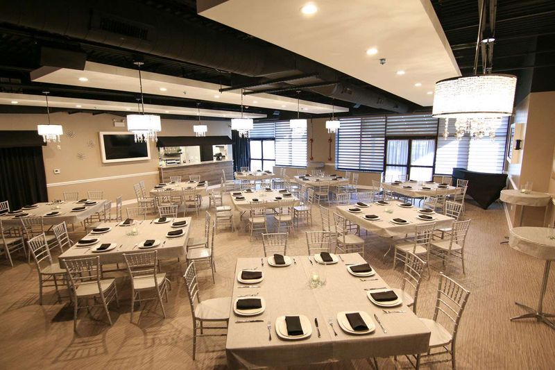 Chickie’s (Hillside)