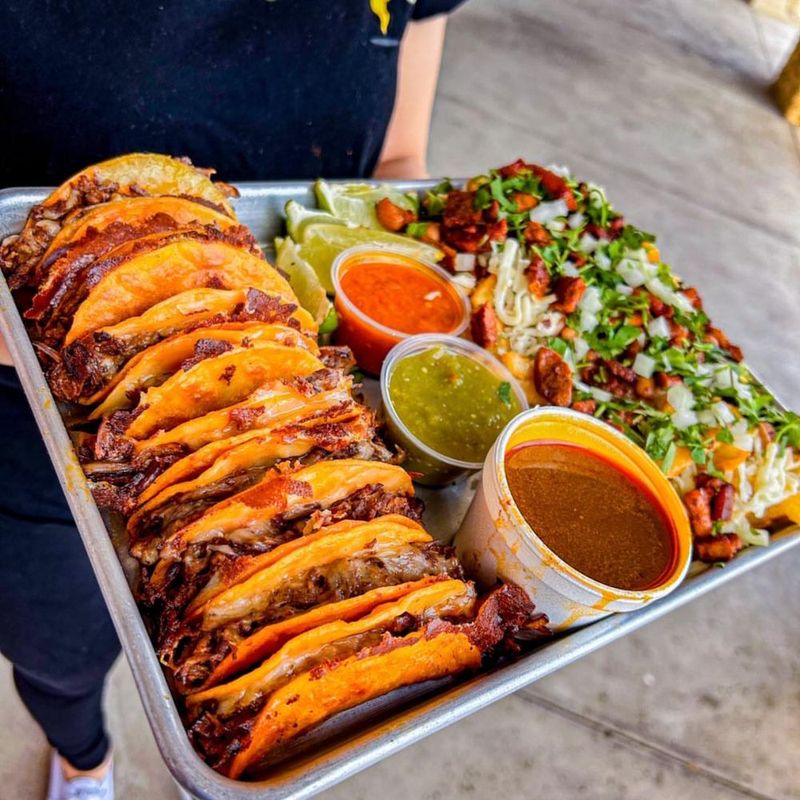 Los Cuatro Nietos AZ: Family Traditions on a Plate