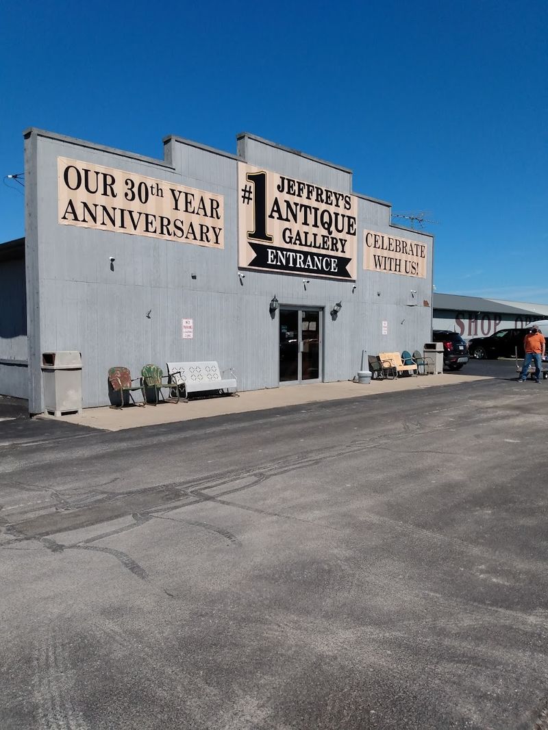 Jeffrey's Antique Gallery: A Labyrinth of Yesteryear