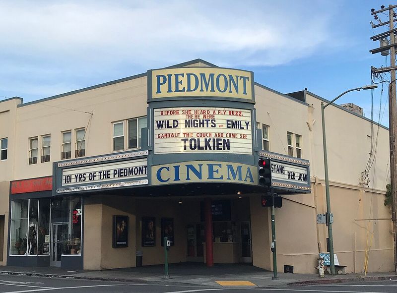 Piedmont Theatre (Oakland)