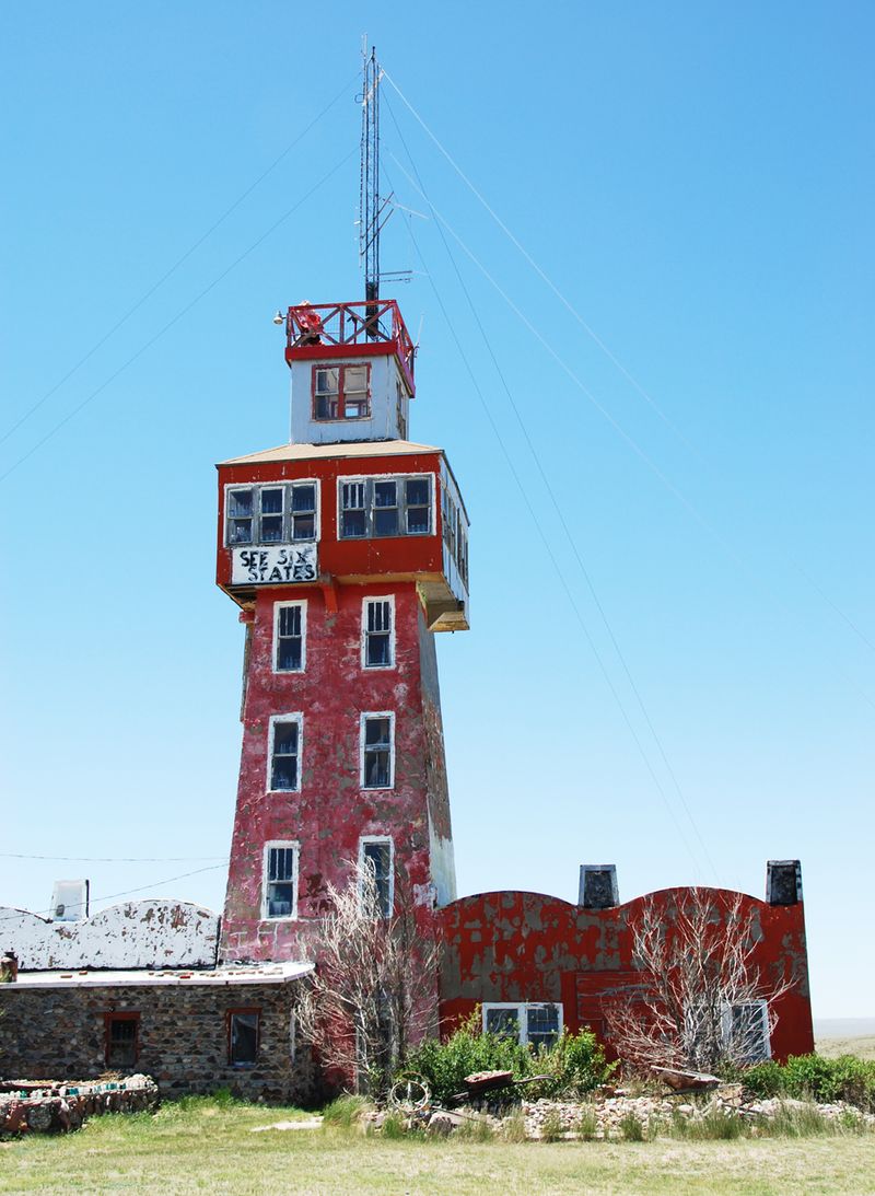 World's Wonder View Tower: Roadside Oddity Turned Museum