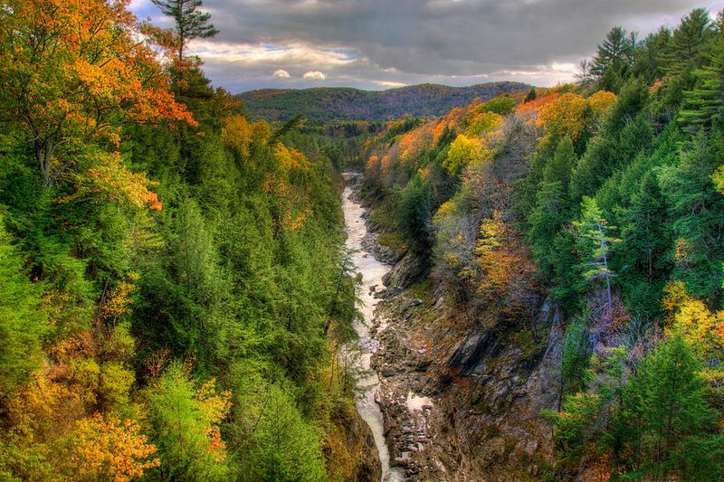 Quechee Gorge's Fiery Canyon Views