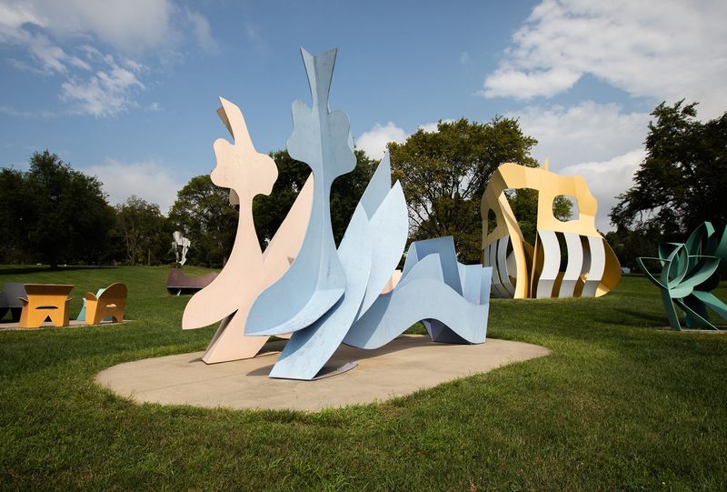 Pyramid Hill Sculpture Park (Hamilton)