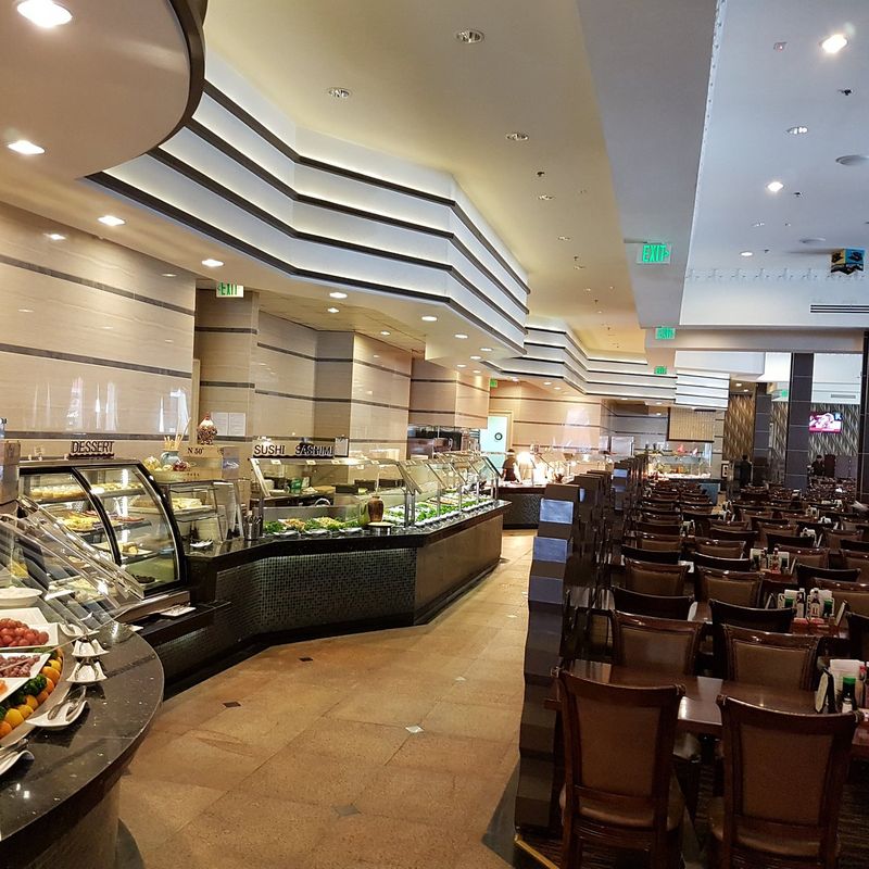 Vegas Seafood Buffet: Coastal Feast Without The Trip
