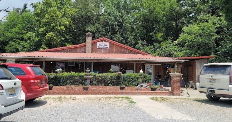 Old CookStove: Danville's Country Kitchen Treasure