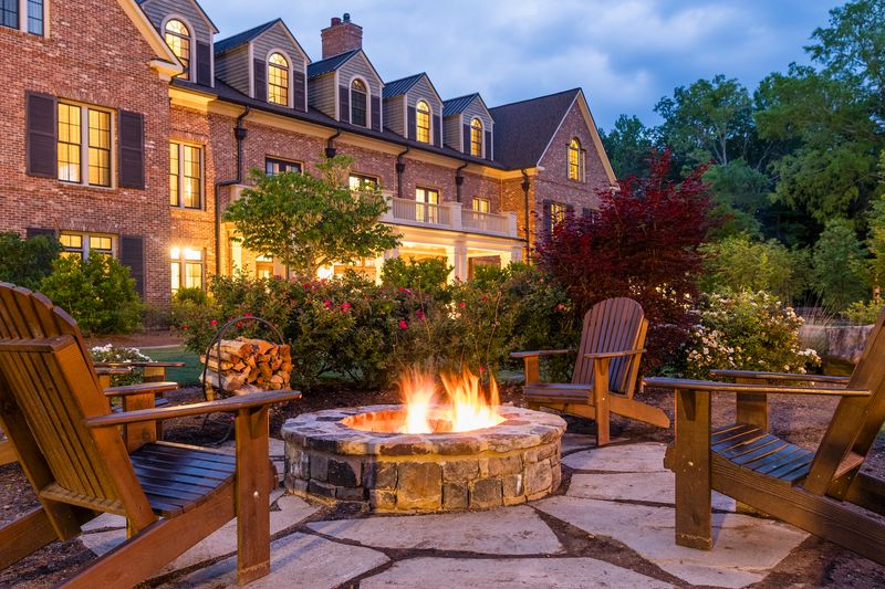 Southern Comfort At Barnsley Resort