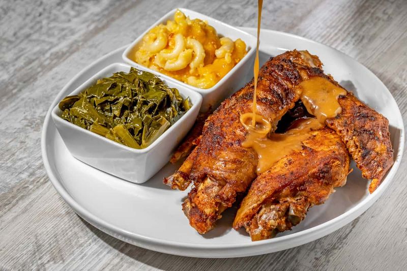 Who's Got Soul Southern Cafe: Suburban Soul Food Paradise