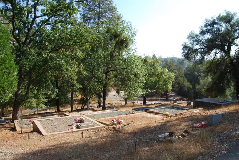 Chinese Cemetery, Fiddletown