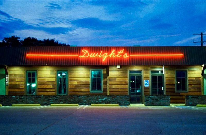Dwight's Restaurant 