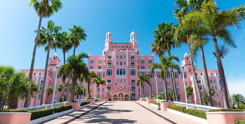 St. Petersburg: Florida's Sunshine Riviera